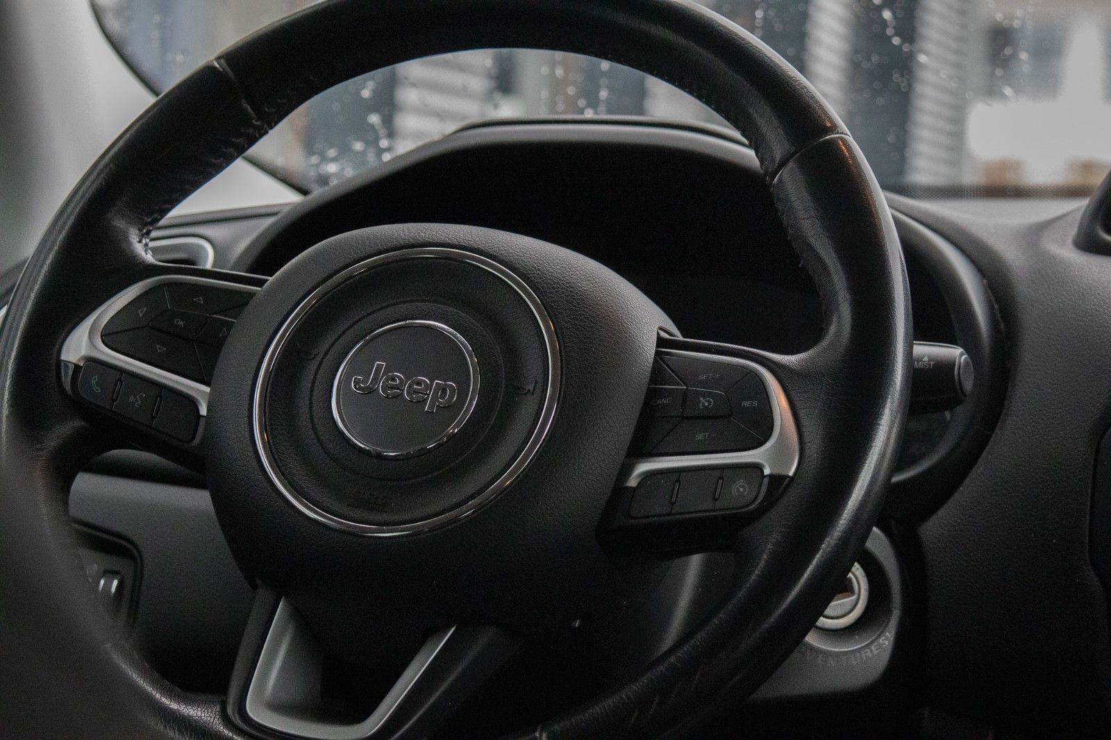 Fahrzeugabbildung Jeep Renegade Longitude 2.0l MultiJet 4WD 6MT*1.Hd!!