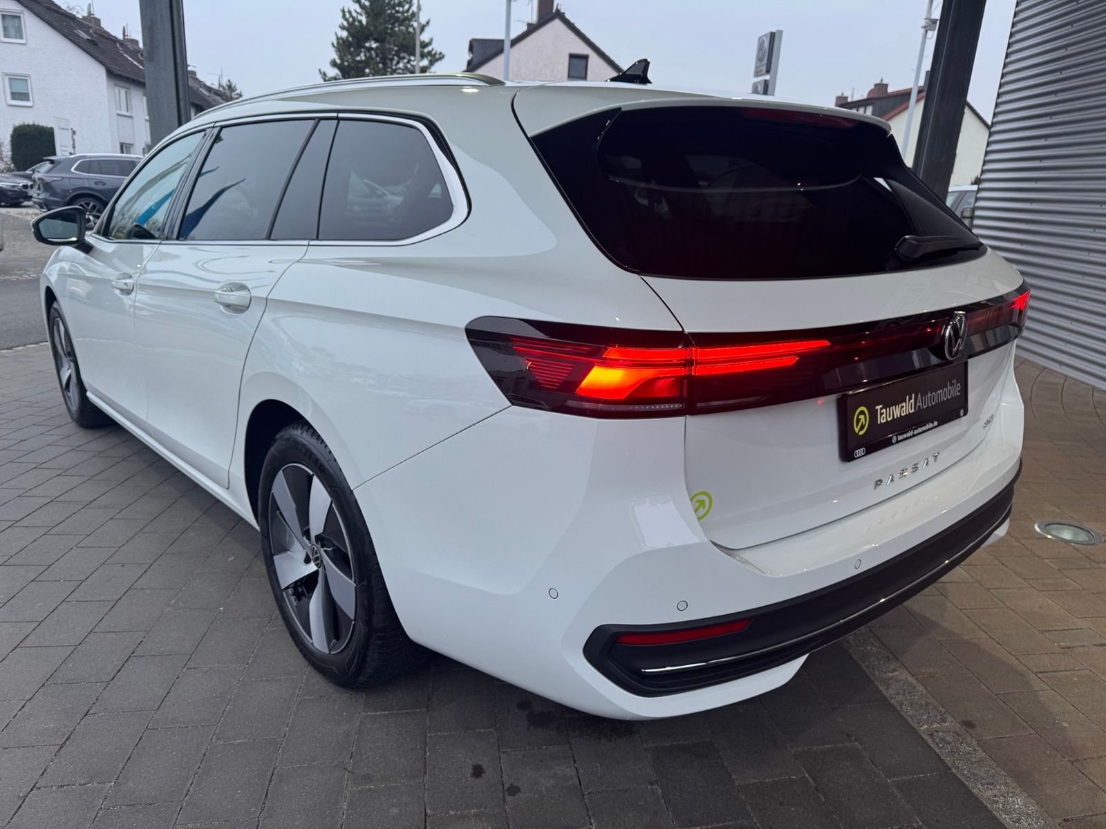 Volkswagen Passat Variant - Bild 5