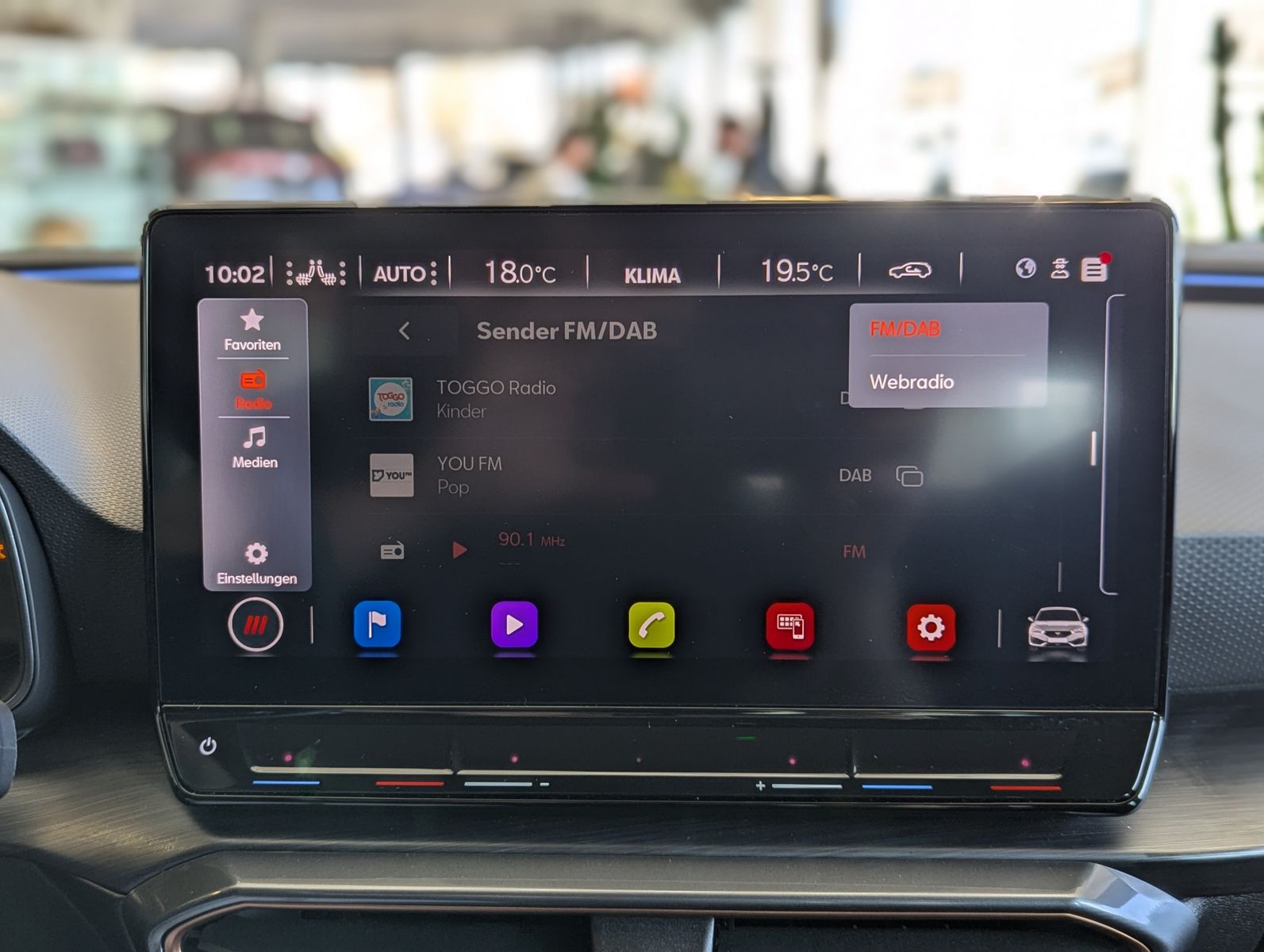 Fahrzeugabbildung CUPRA Leon 1.5 TSI DSG ACC Full-Link Matrix Navi Cam