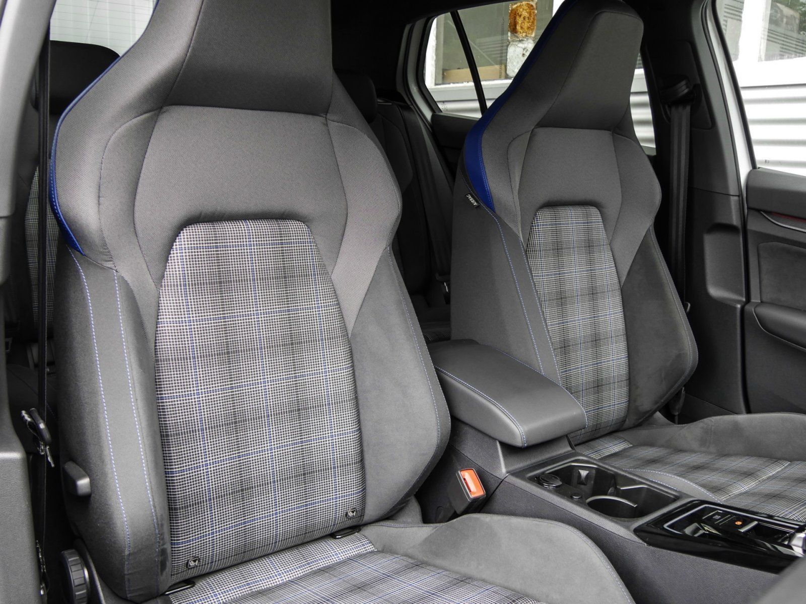 Volkswagen Golf - Bild 7