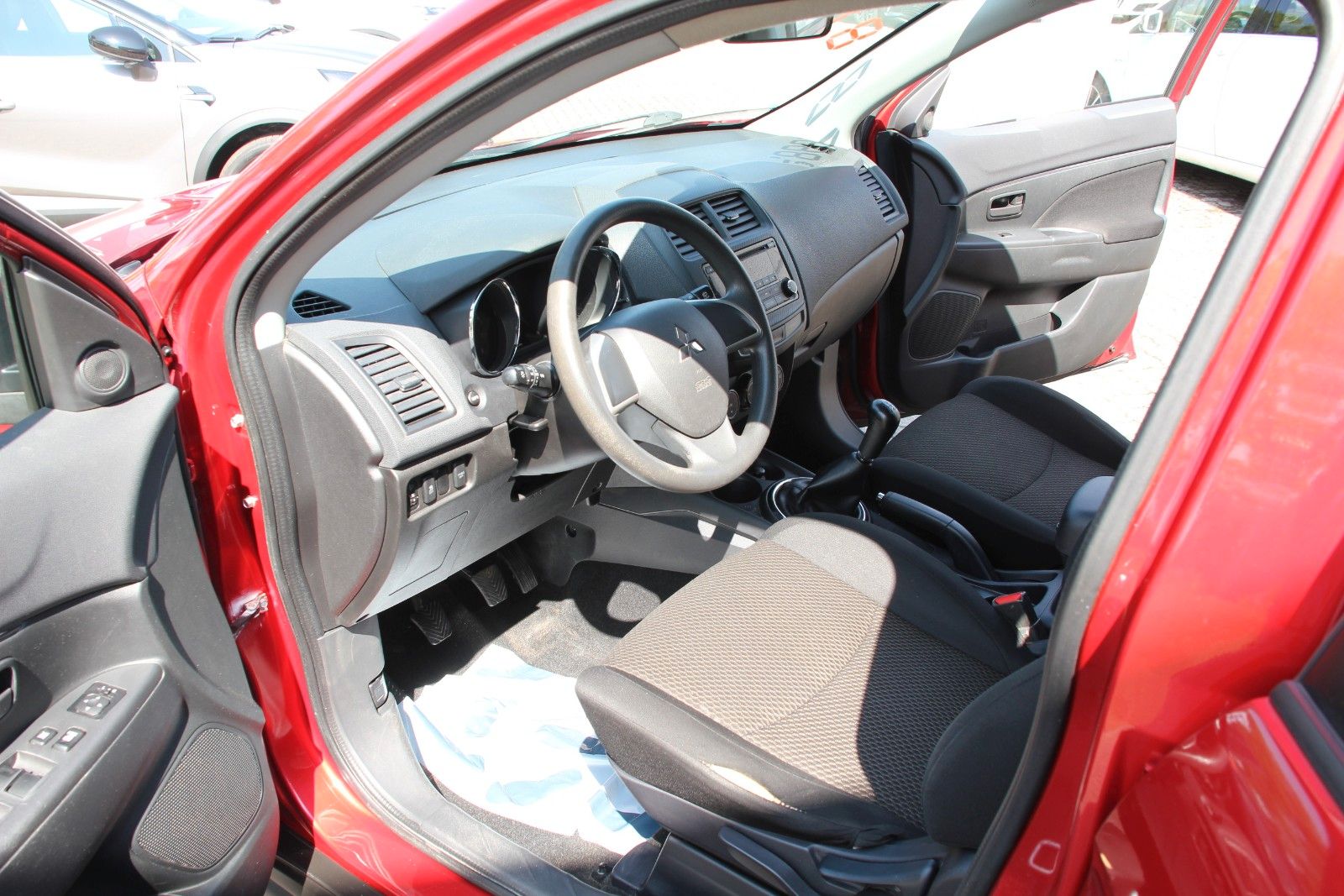 Fahrzeugabbildung Mitsubishi ASX 1.6 Basis