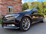 Volkswagen Passat 1.5 TSI OPF DSG Highline Highline - VW Passat Gebrauchtwagen in Freiburg