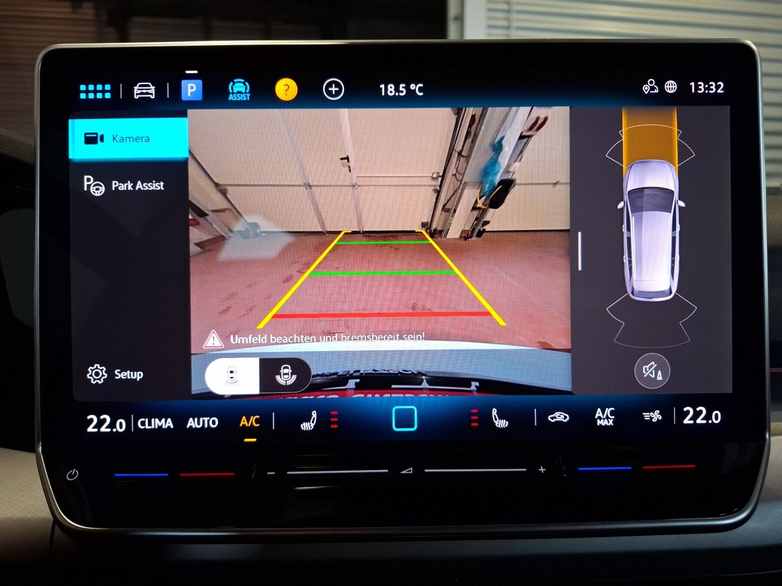 Fahrzeugabbildung Volkswagen Golf VIII Variant TSI Life Standhzg. LED Navi HU