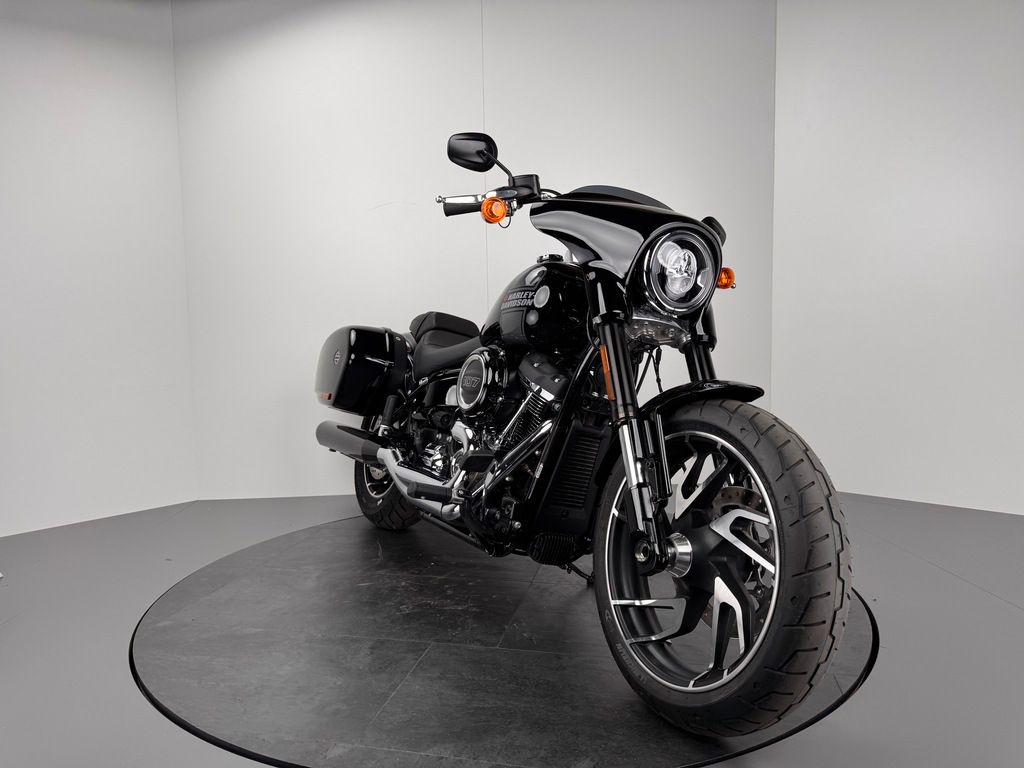 Fahrzeugabbildung Harley-Davidson SPORT GLIDE *NEUWERTIG