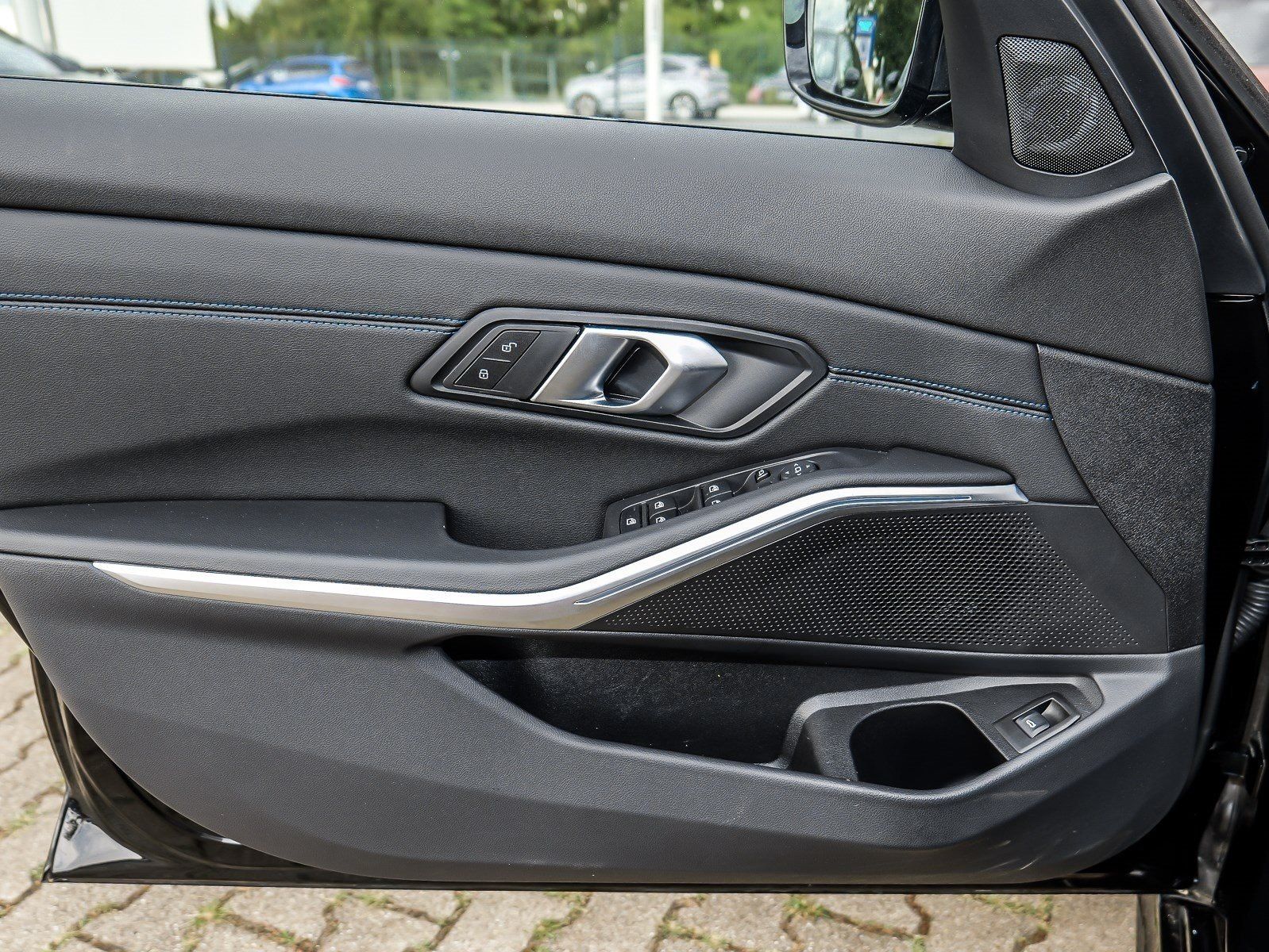 BMW 330 - Bild 20