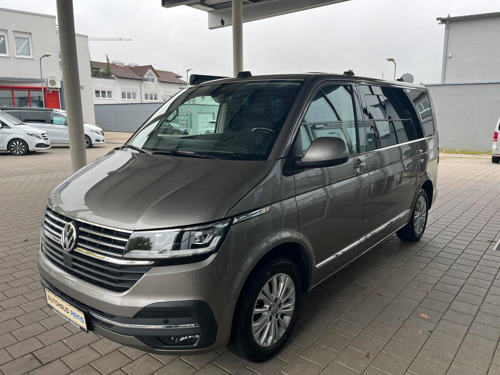 Volkswagen T6.1 Multivan, AHK, SHZ, ACC, KLIMAAUTO,NAVI,RFK