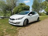 Kia cee'd /Coupé 135PS...1.6 Automatik, Kamera. .. - Kia cee'd / Ceed von privat