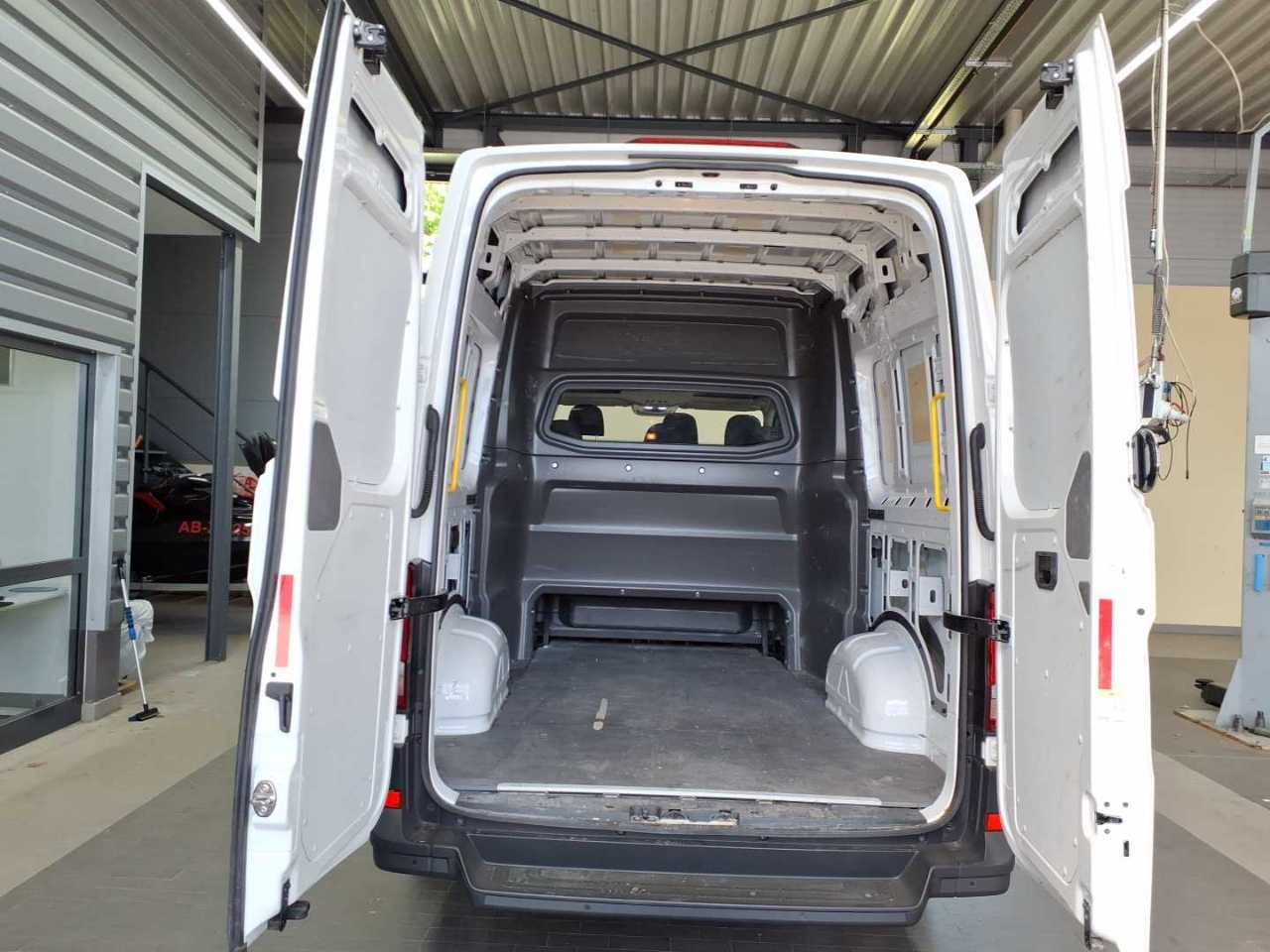 Volkswagen Crafter - Bild 11