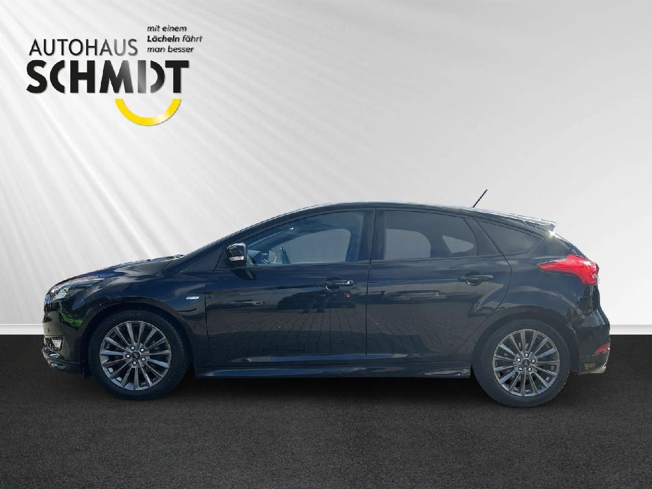 Fahrzeugabbildung Ford Focus Lim. 1,0 ST-Line