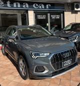Audi Q3 35 TDI S tronic Business - Audi Q3 mit Diesel-Antrieb: Kombi