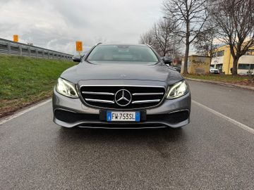 Mercedes E 220 - 3