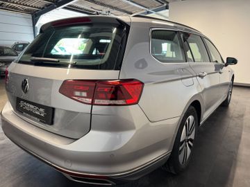 Volkswagen Passat Variant - 5