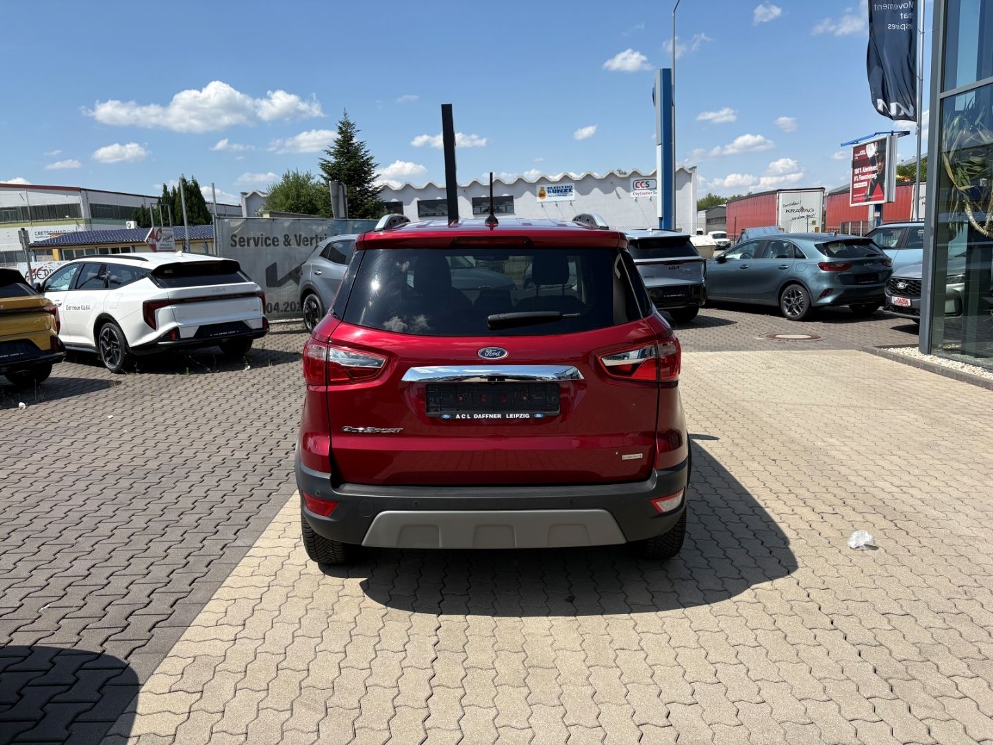 Fahrzeugabbildung Ford EcoSport Titanium Kamera SHZ Navi Klima Tempomat