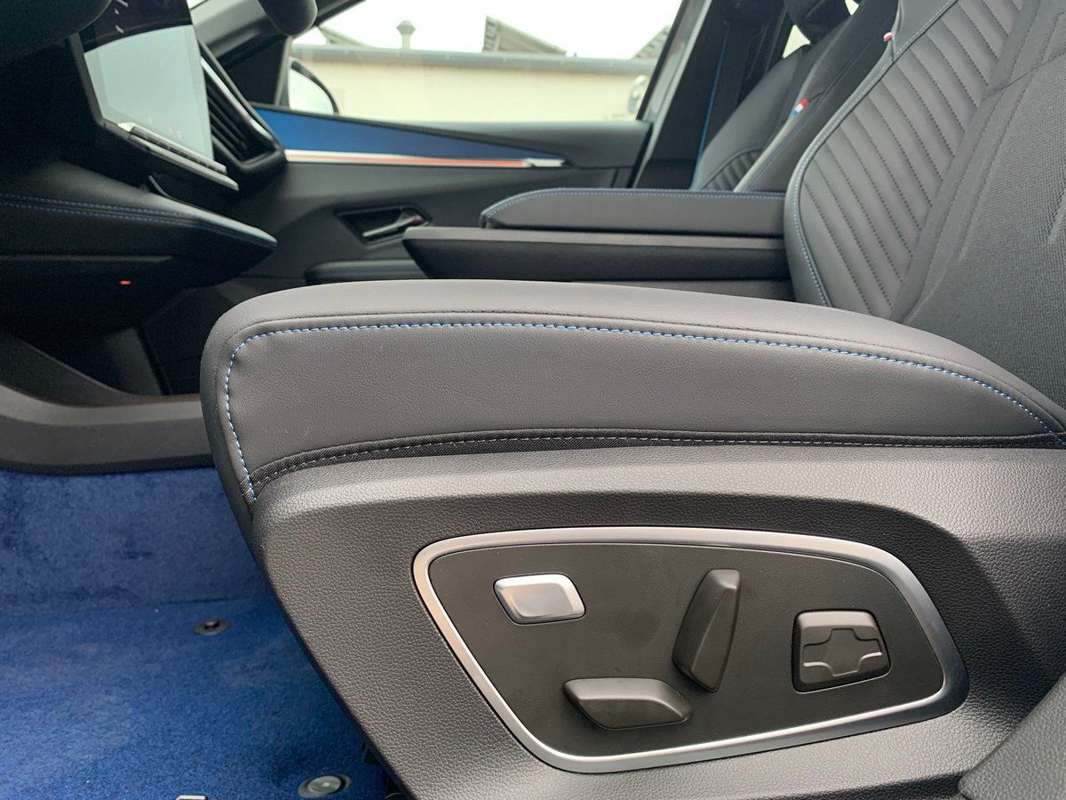 Renault Megane E-TECH - Bild 32