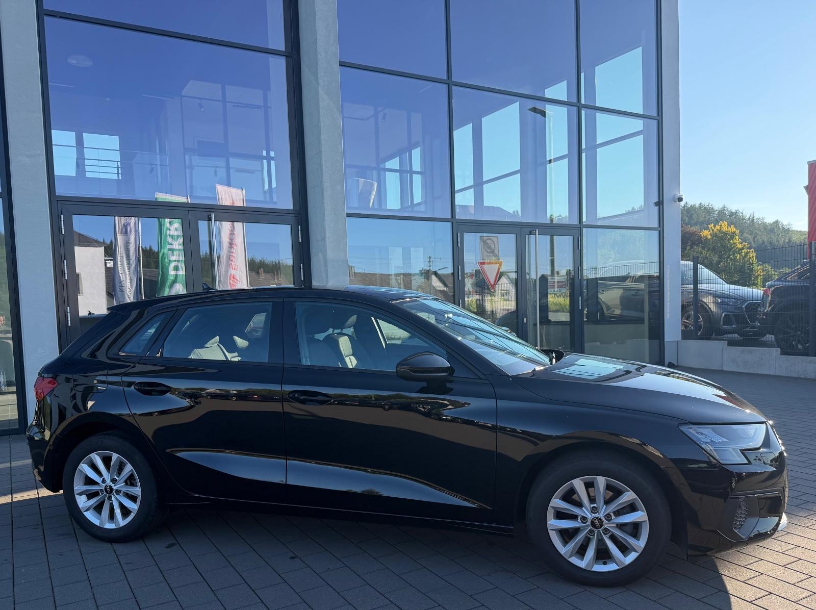 Audi A3 Sportback 35 TFSI Business-Paket, миниатюра 10