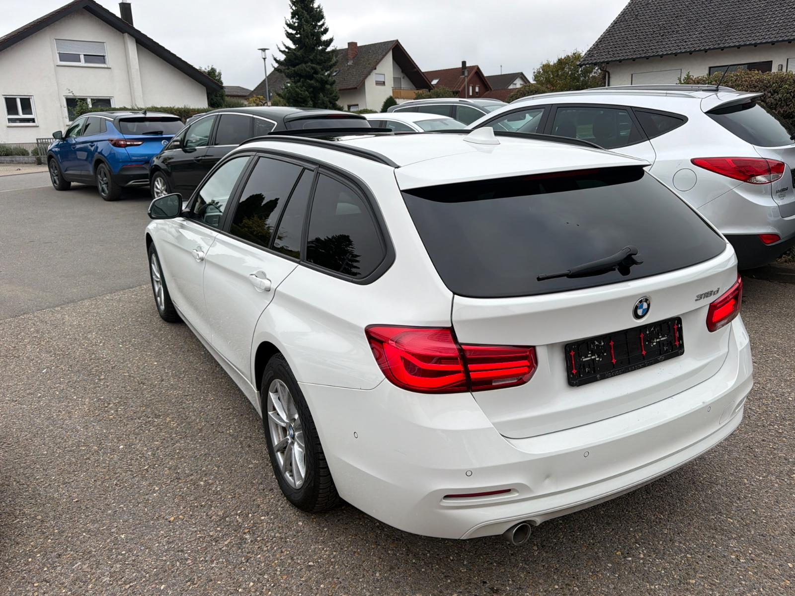 BMW 318 3 Touring 318 d Advantage*NEU*TÜV* Panorama*