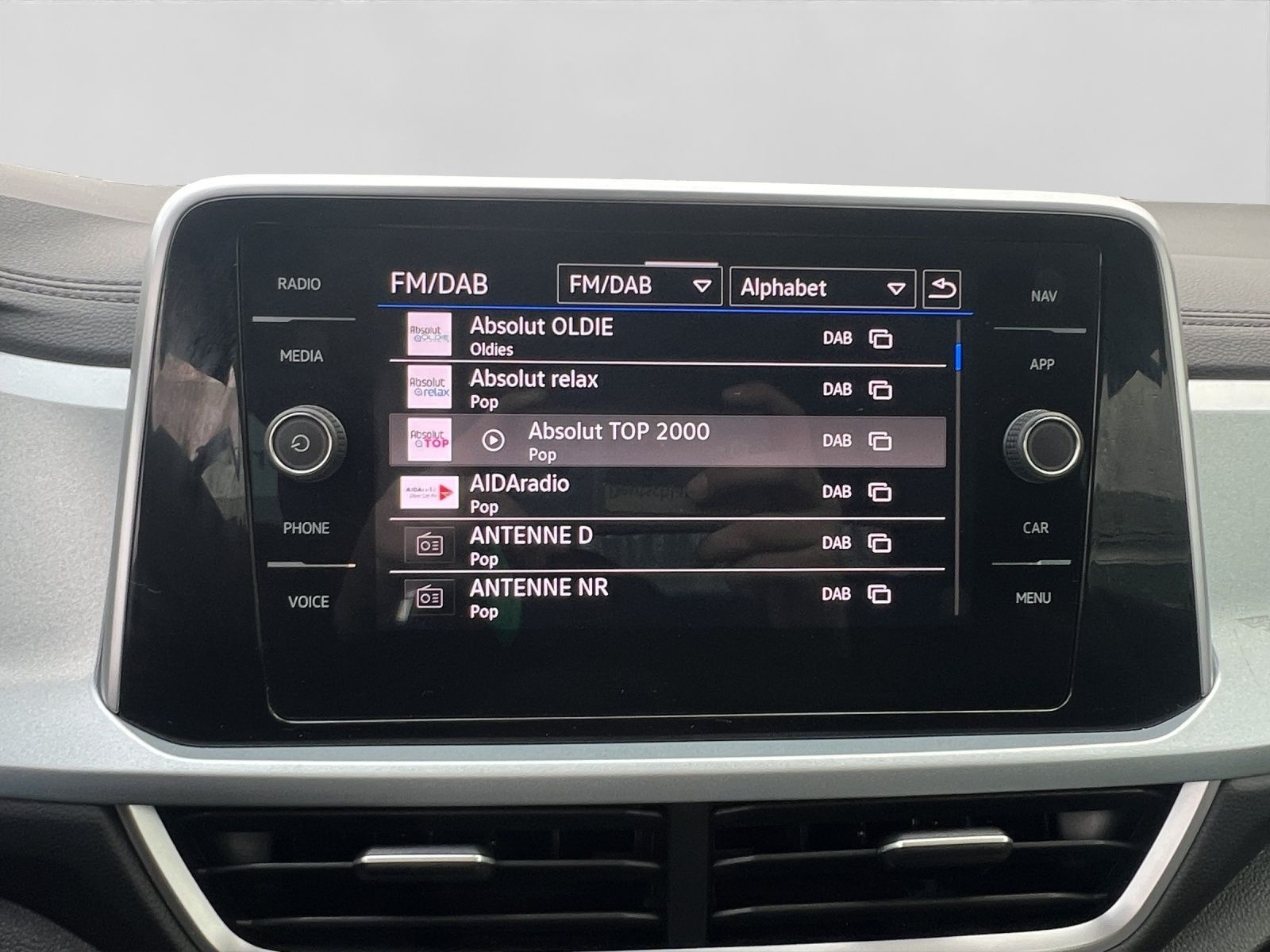 Volkswagen T-Roc - Bild 16