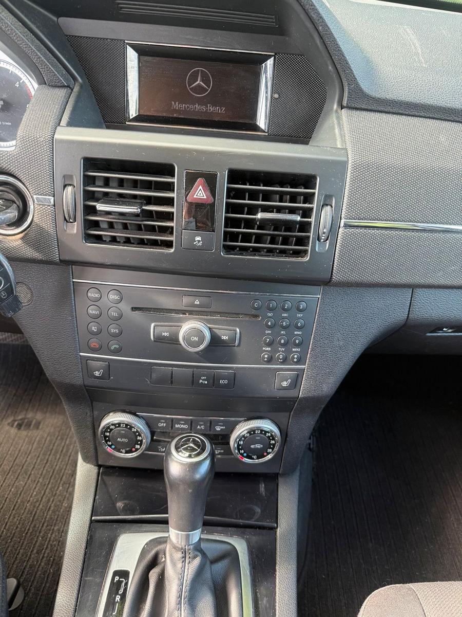 Mercedes-Benz GLK220 2011 — photo 13