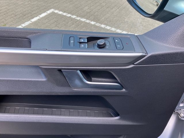 T6.1 Multivan 2.0 TDI 4MOTION LED NAVI LEDER ALU
