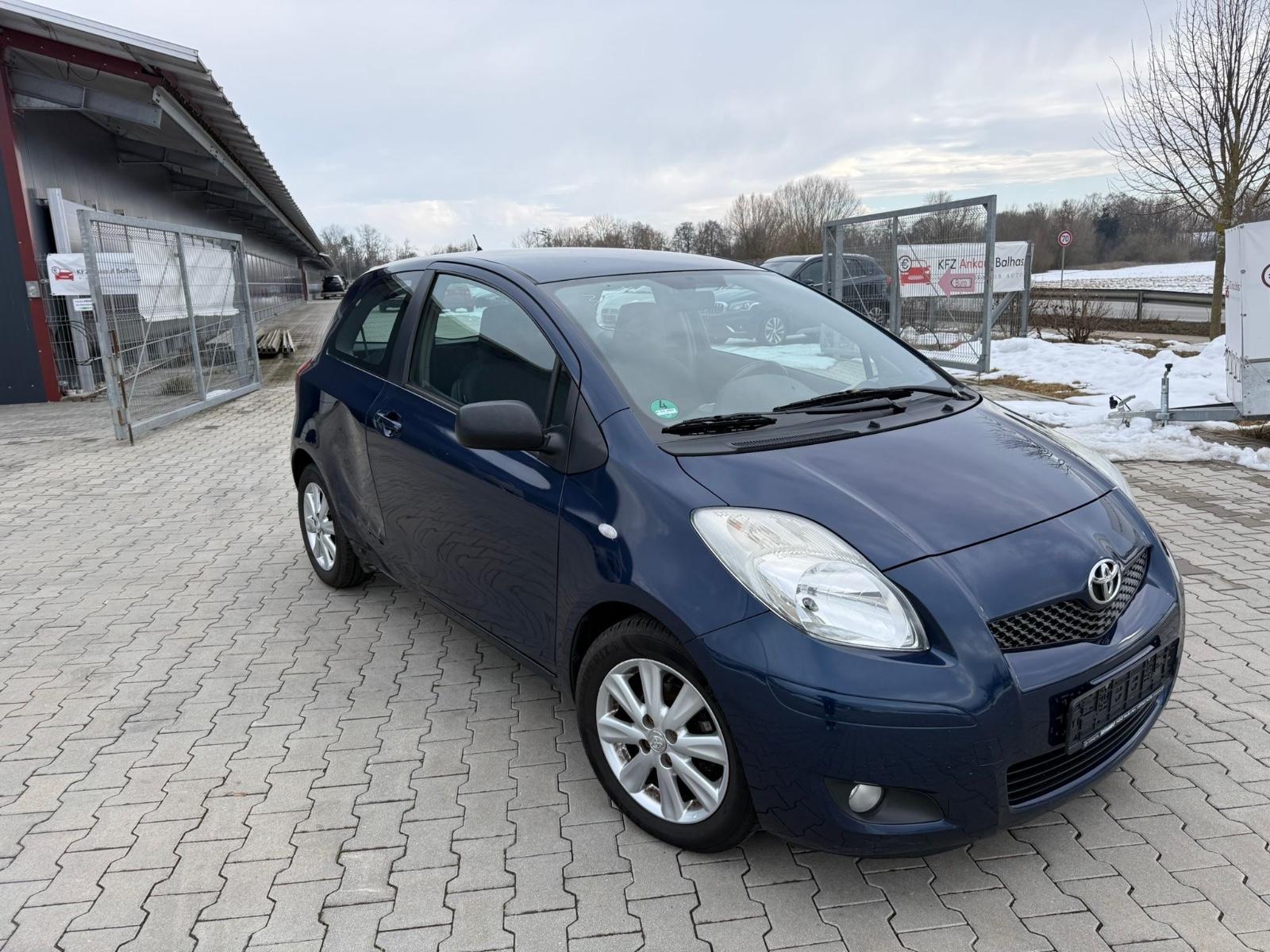 Toyota Yaris Executive