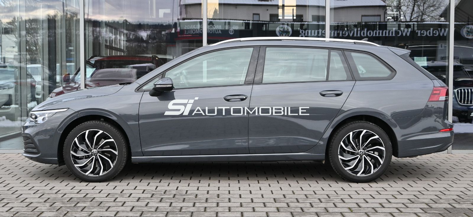 Fahrzeugabbildung Volkswagen Golf 2.0 TDI Life Variant °ACC°PANO°STANDHEIZ°HK