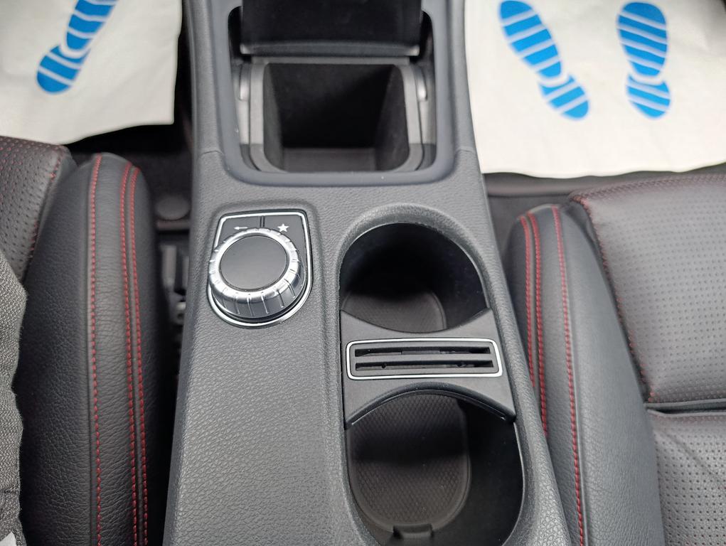 Mercedes-Benz CLA 220