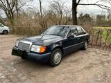 Mercedes-Benz W124 200E  1992 TÜV NEU, guter Zustand, AHK - gebrauchte Mercedes-Benz E 200 aus dem Jahr 1992
