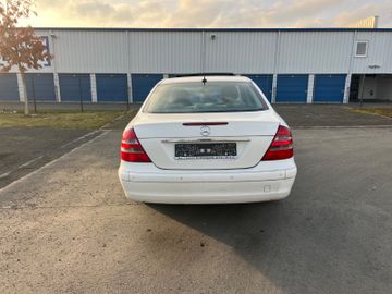 Mercedes E 280 - 6