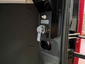 Westfalia Columbus 600 D 140 PS 8G Zusatzbett Solar ACC