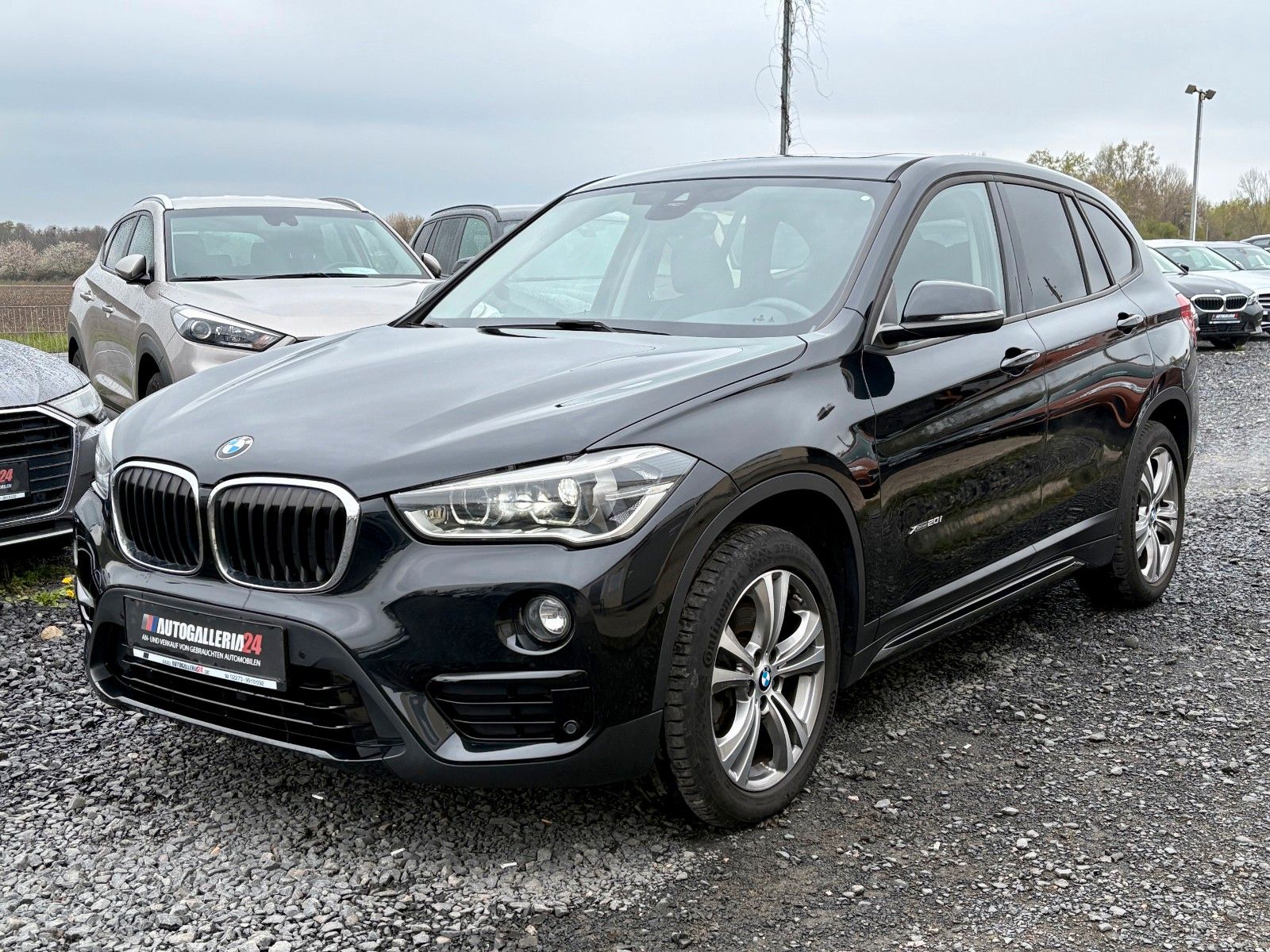 Fahrzeugabbildung BMW X1 xDrive20i Aut. SPORT LINE Navi Leder LED Pano
