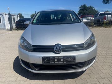 Volkswagen Golf - 2