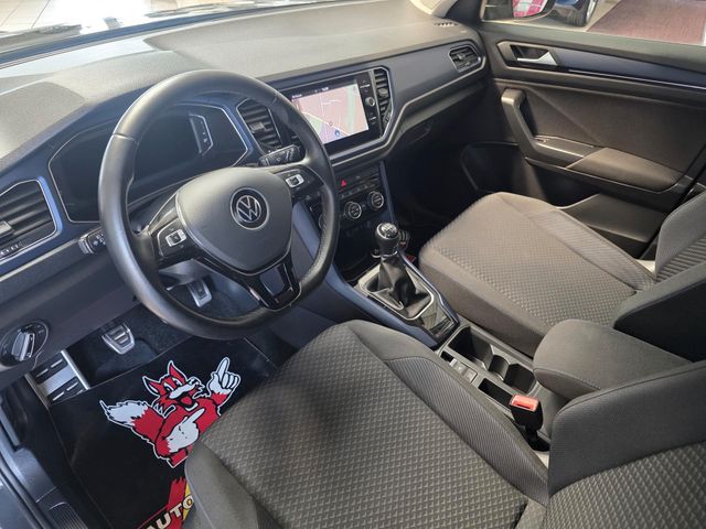VW T-Roc — Foto 15