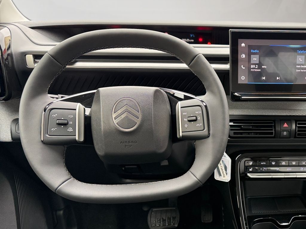 Fahrzeugabbildung Citroën C3 Hybrid 110 PLUS - Winter Paket