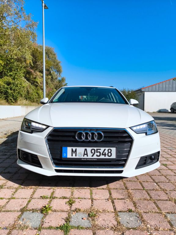 Image of Audi A4