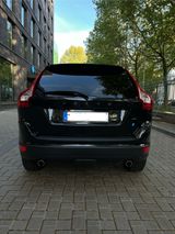 Volvo XC60 2.4 Momentum - Volvo in Rüsselsheim