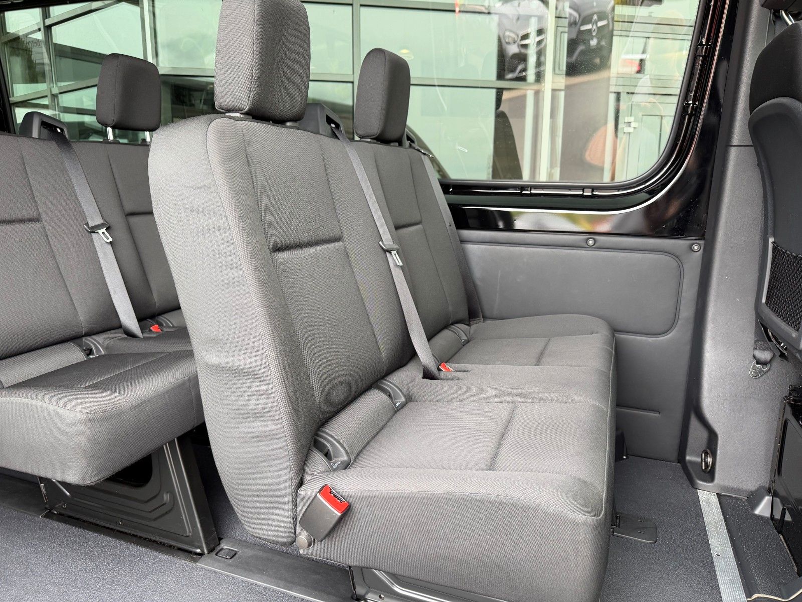 Fahrzeugabbildung Mercedes-Benz Sprinter 317 CDI 4325 Tourer Dachklima AHK