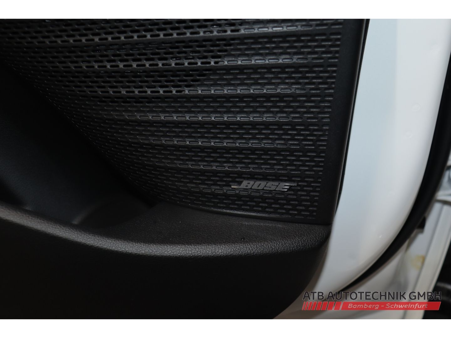 Fahrzeugabbildung Hyundai BAYON MY25 1.0 T-GDI 100 PS 7-DCT 2WD Prime Soun