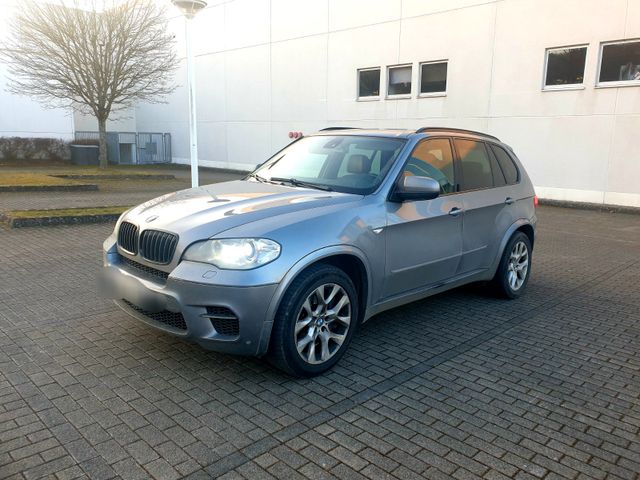 BMW X5 M50