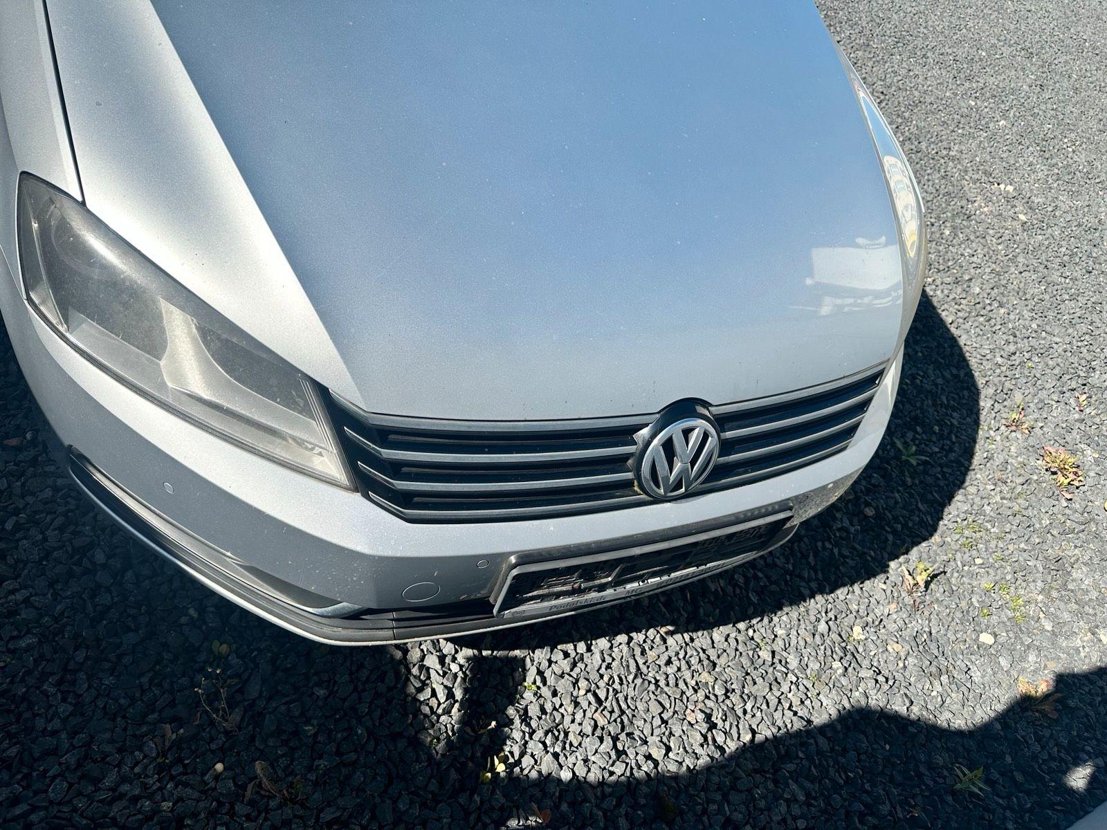 Volkswagen Passat 2012 — photo 5