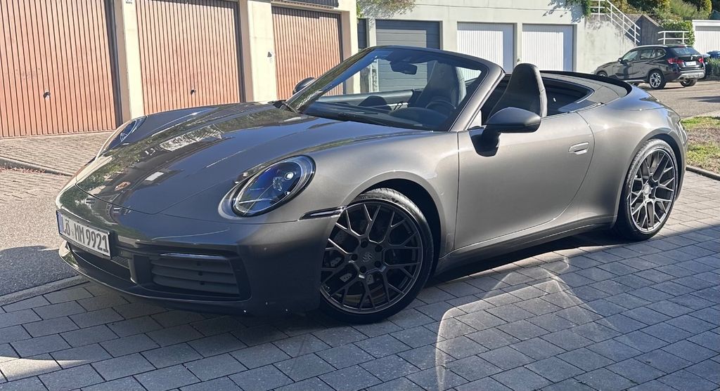 Image of Porsche 992