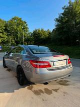 Mercedes-Benz Mercedes Benz E350 C207 W212 - Mercedes-Benz E 350 aus 2011: Coupe