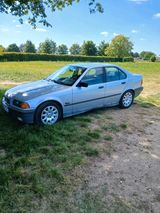 BMW 318i e36 - BMW 318 aus 1995: 318i E36