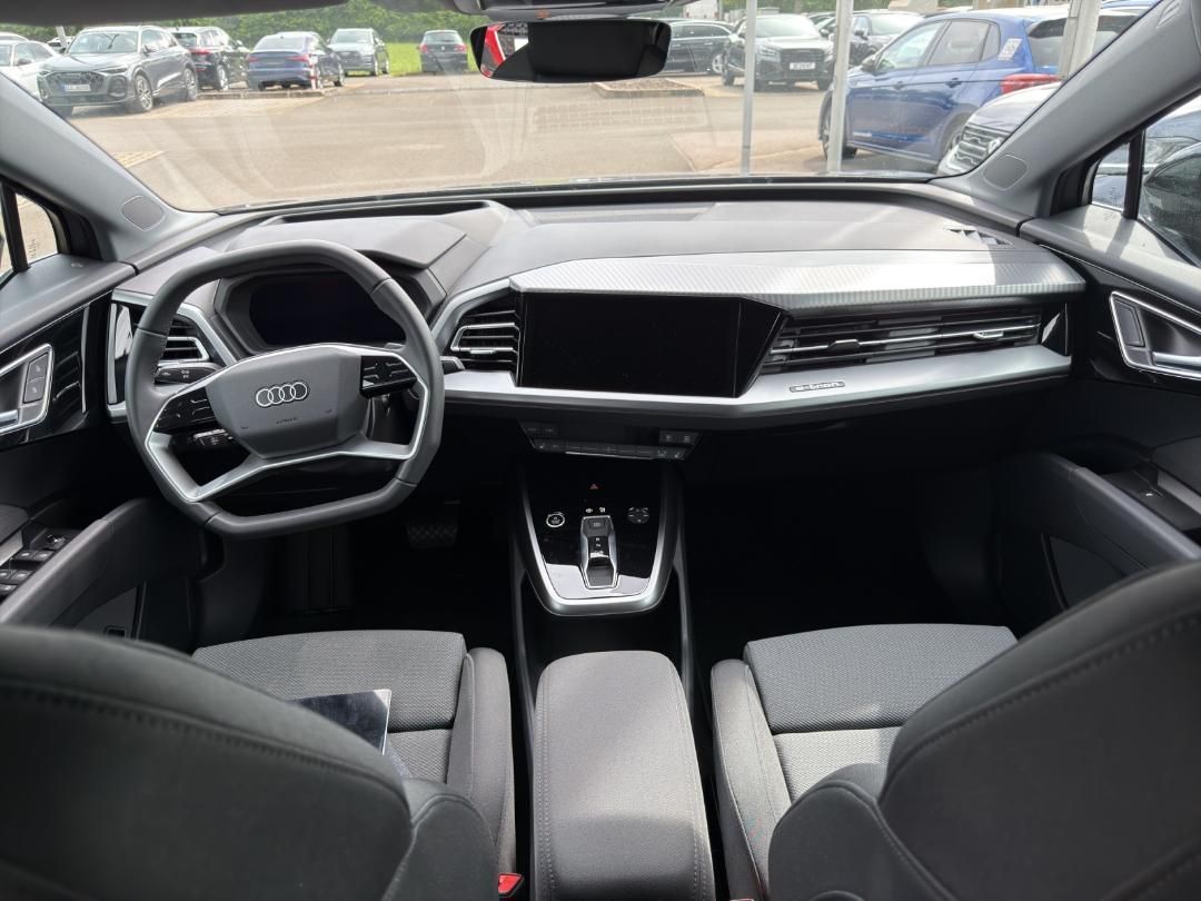 Fahrzeugabbildung Audi Q4 e-tron 40 S Line AHK,HUD,Kamera,LED,Matrix,LM