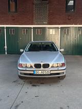 BMW Bmw e39 520i m52 150ps - BMW 520 aus 2000: 520i