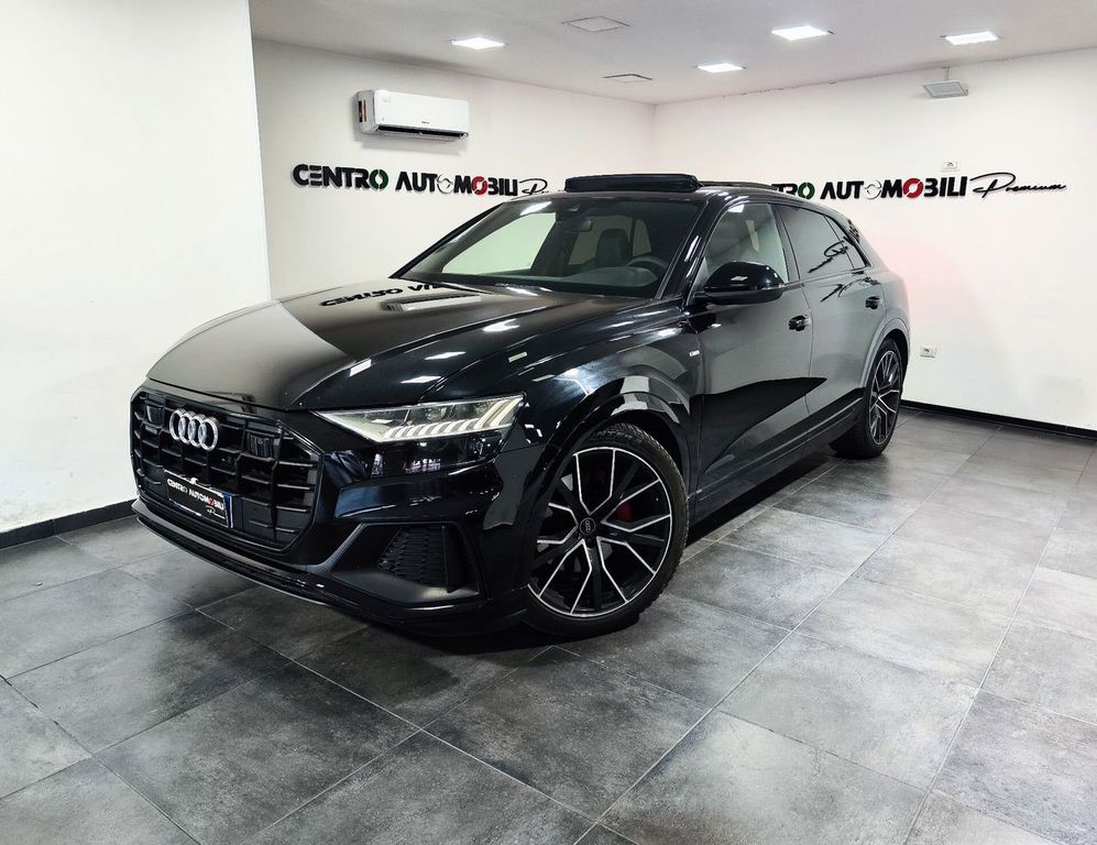 Image of Audi Q8