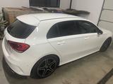 Mercedes-Benz A 220 DCT - - weiße Mercedes-Benz A 220