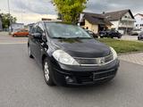 Nissan Tiida Acenta - Nissan Tiida: Acenta