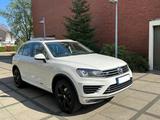 Volkswagen Touareg 3.0 V6 TDI Executive Edition R-Line  - Volkswagen Touareg: V6 R Line TDI