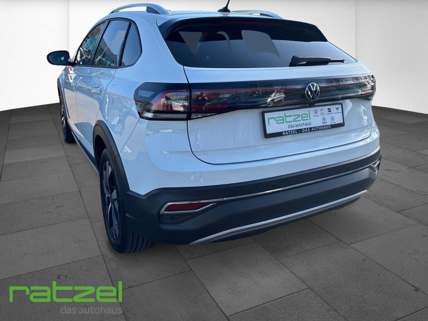 Fahrzeugabbildung Volkswagen Taigo Style 1.0 TSI DSG AHK-abnehmbar Navi Rückf