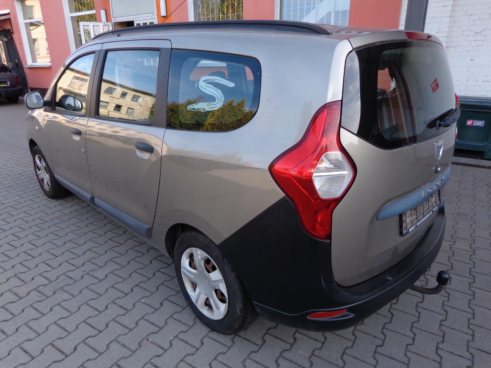 Dacia Lodgy 2013 — interior